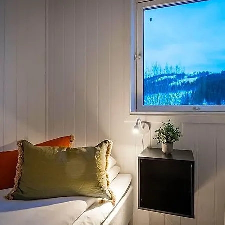 Skillevollen 2*